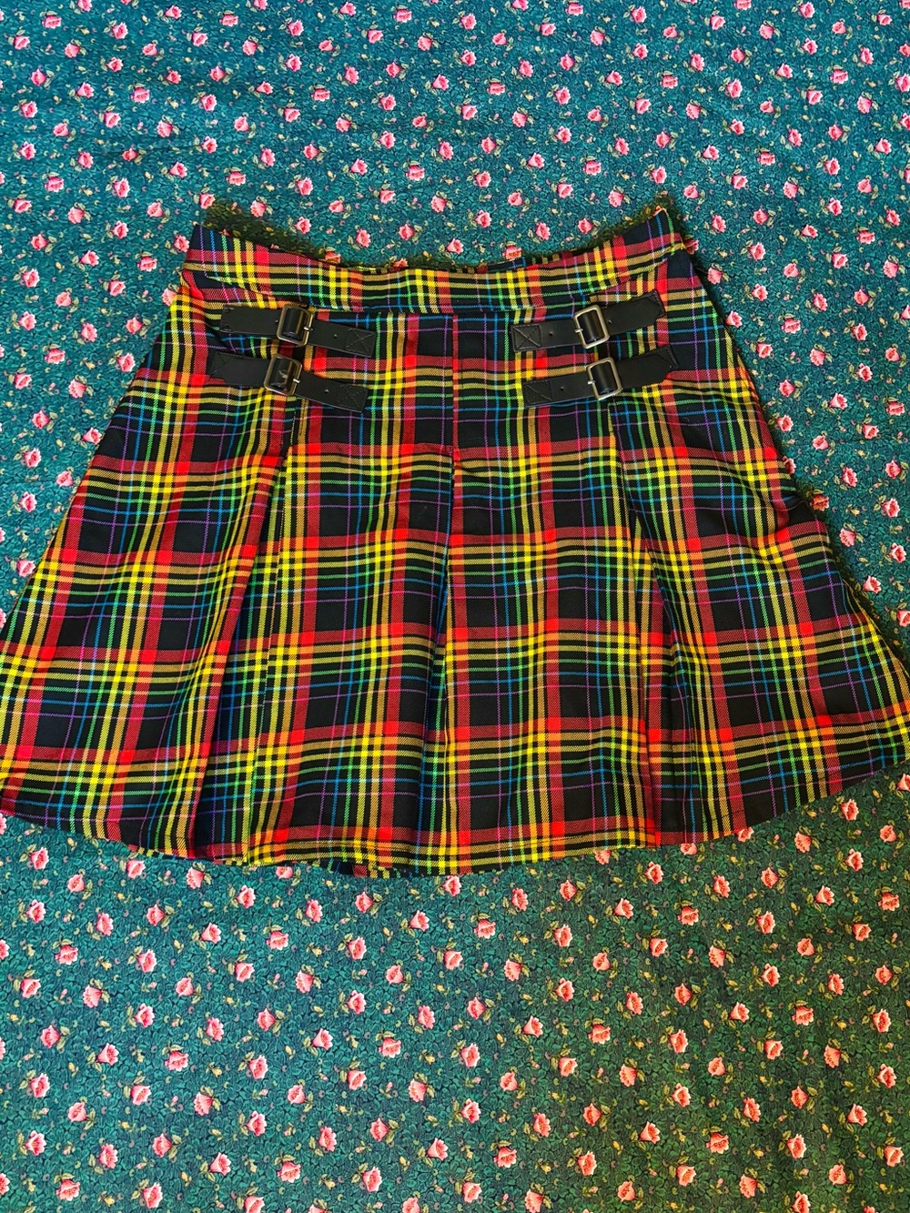 Hot Topic pleated skirt size small